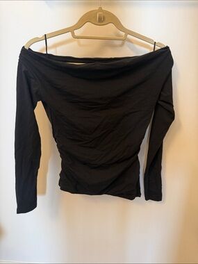 Abercrombie & Fitch Black Off-the-Shoulder Long Sleeve Top